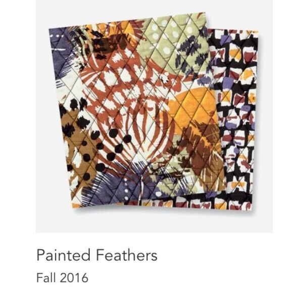 Vera Bradley Painted Feathers Retired Pattern Zip Around Wallet NWOT - Picture 2 of 13